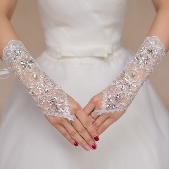 Bridal Lace Gloves